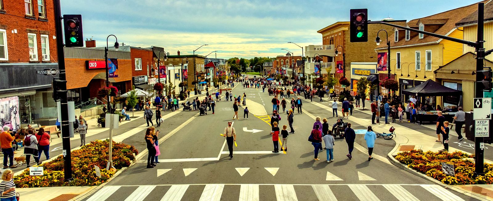 street with people walking and shopping