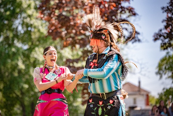 Indigenous Dancers