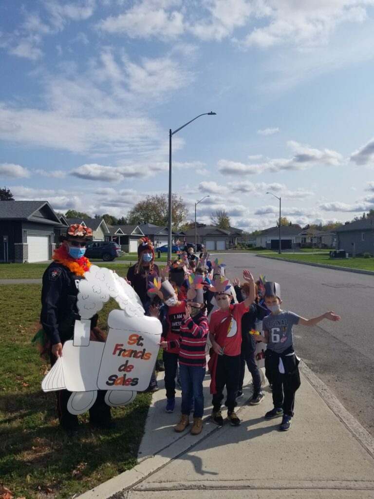 2020-CST-Dewey-at-Turkey-Trot-COVID